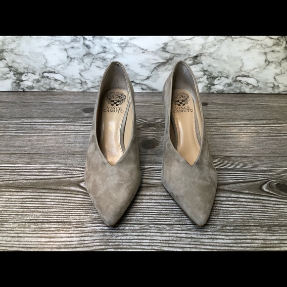 Vince Camuto Shoes - Vince Camuto Taupe Heels